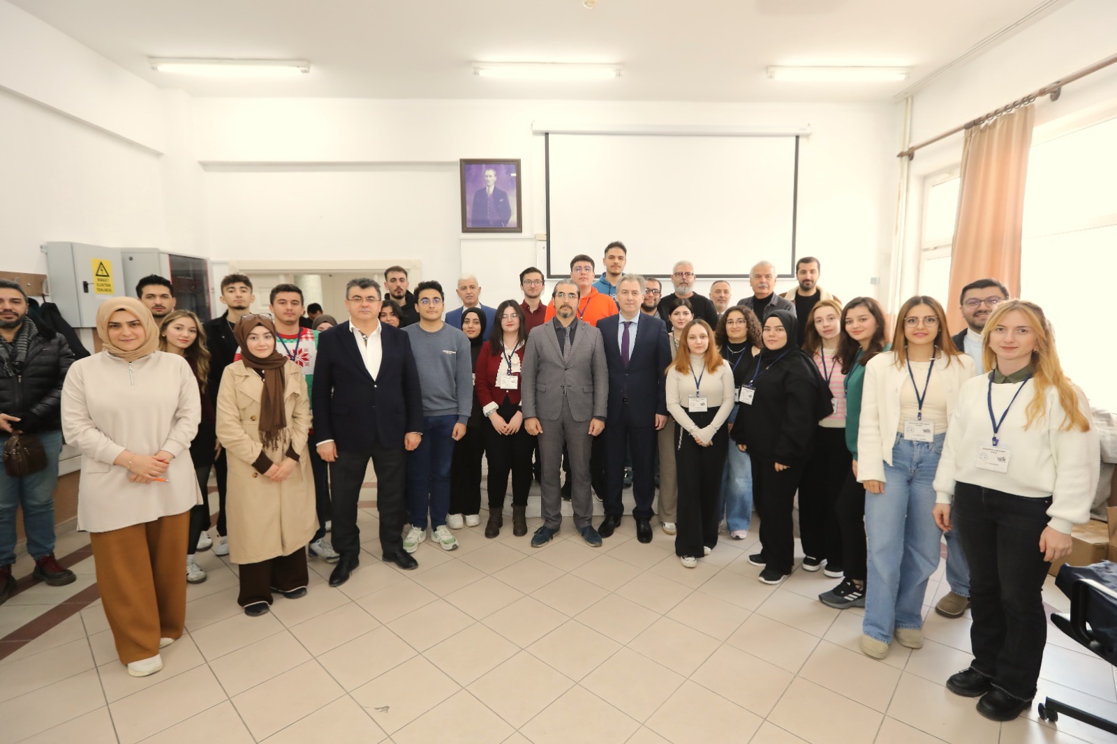 Veriyle Düşünenler Üniversitemizde Buluştu: İstatistik Veri Kampı Başladı