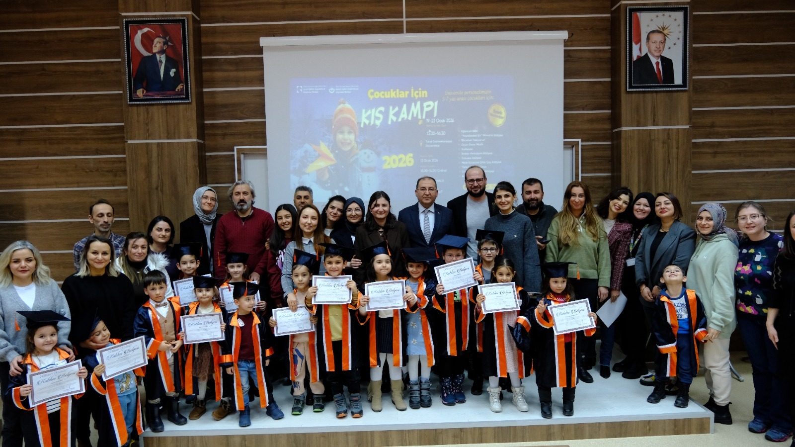 Üniversitemizde Kış Kampı Mezuniyet Töreni Gerçekleştirildi