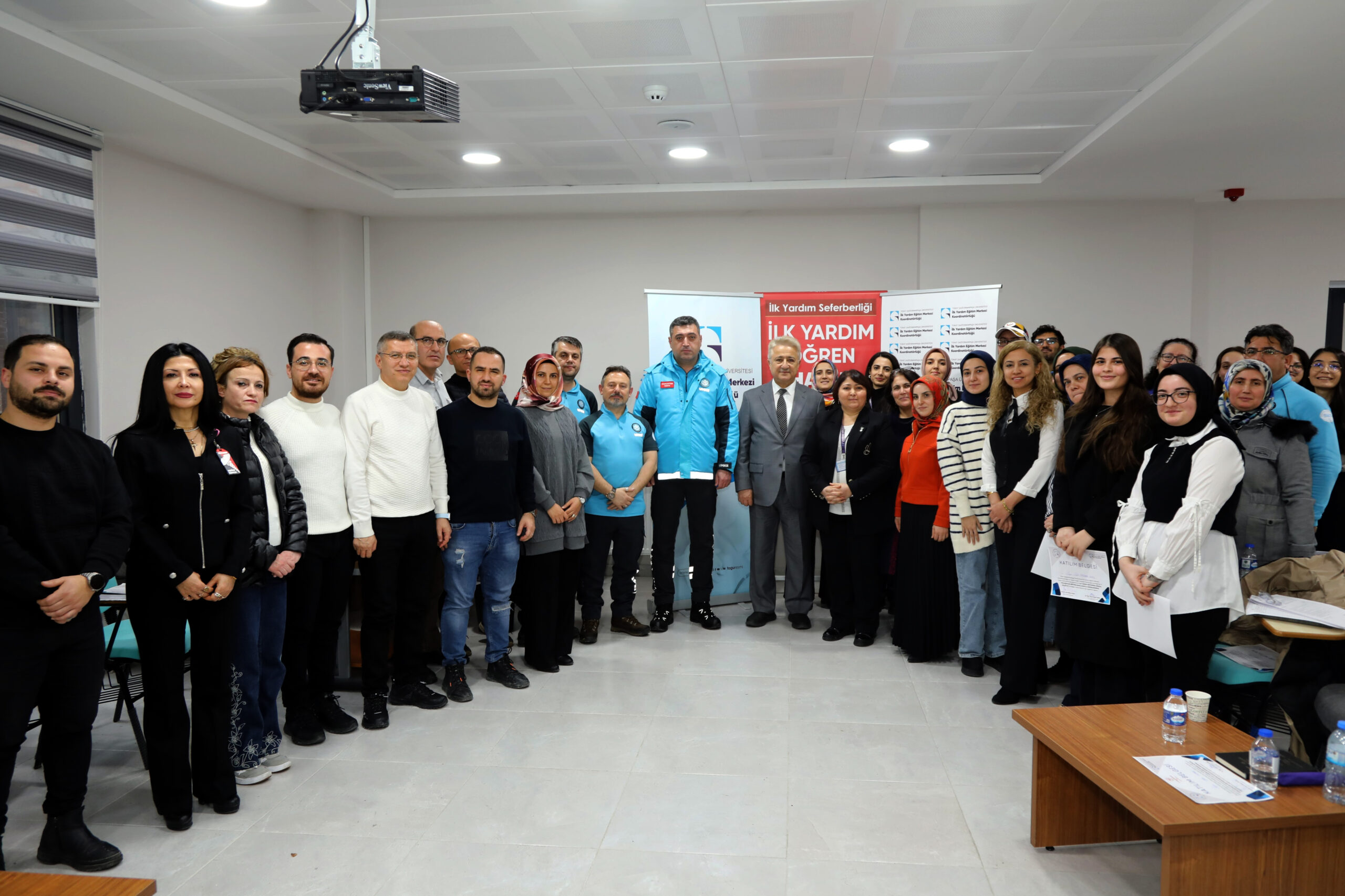 Hayata Dokunan Eğitim: İlk Yardımda Güncel Yaklaşımlar Çalıştayı Tamamlandı