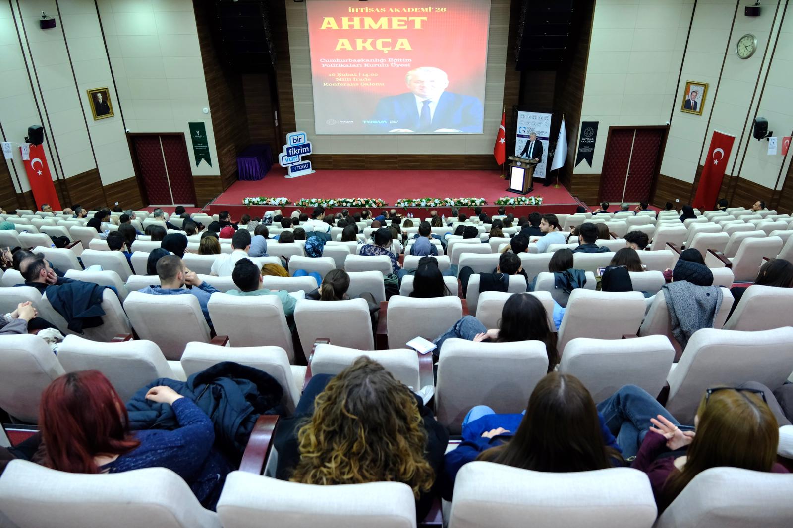 Üniversitemizden Değişen Dünya ve Eğitim Söyleşisi
