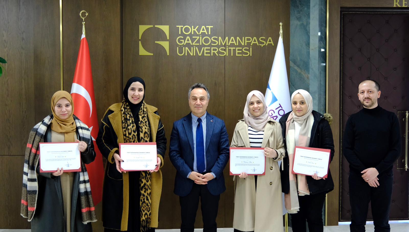 Üniversitemiz Uluslararası Araştırmacılar İçin Çekim Merkezi Olmayı Sürdürüyor