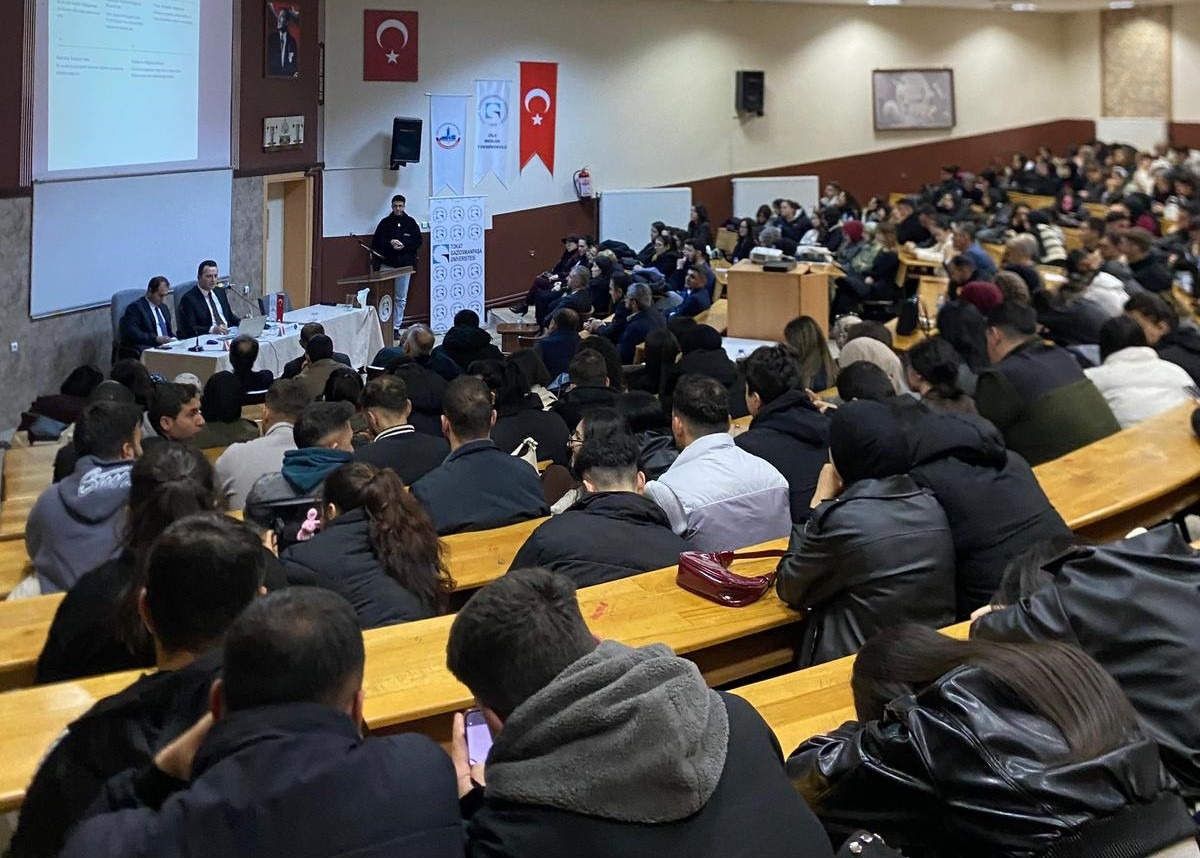 Üniversitemizden Dolandırıcılık Suçlarına Karşı Bilinçlendirme Paneli