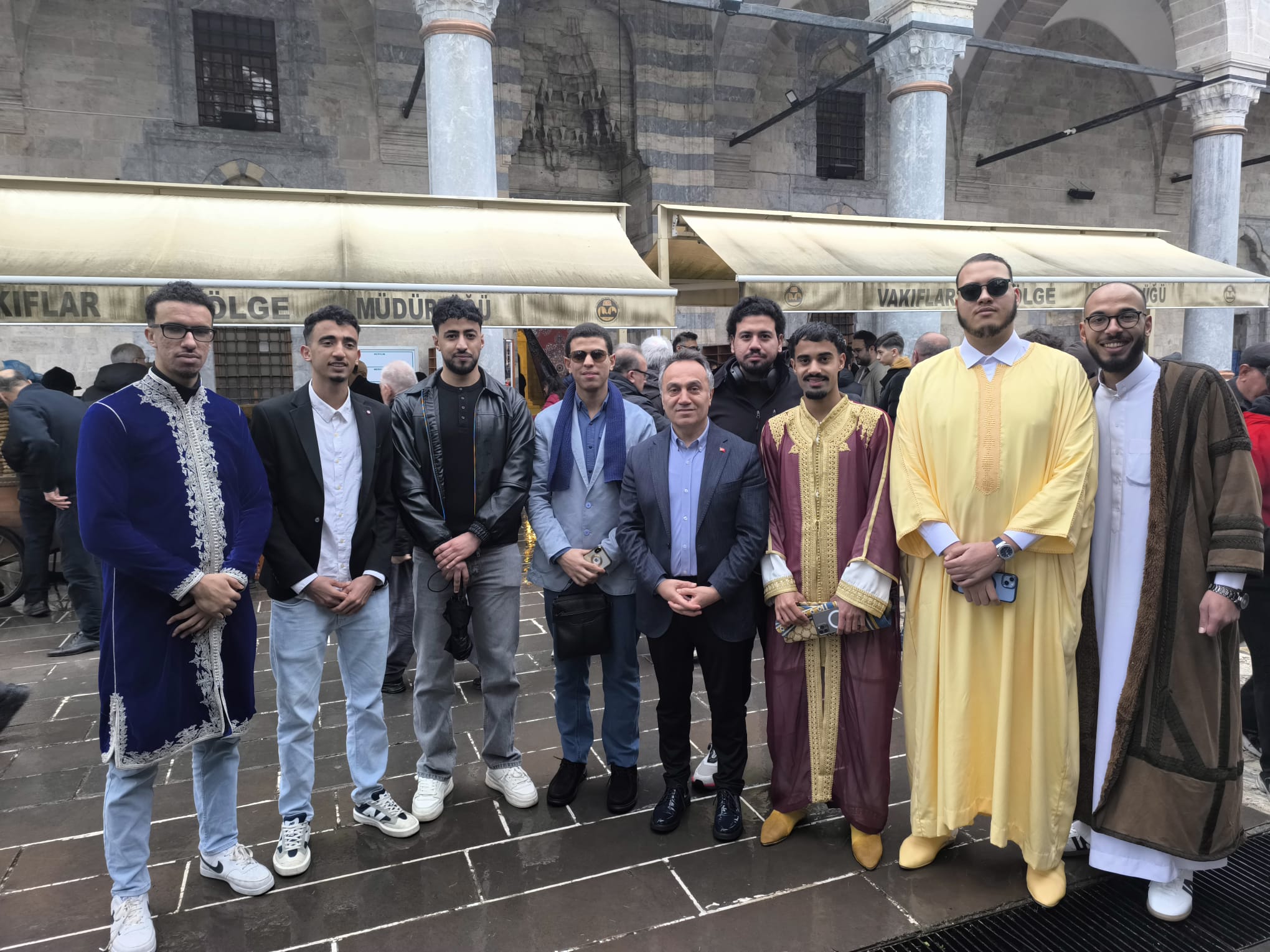 Rektörümüzden Bayramda Gönüllere Dokunan Ziyaretler