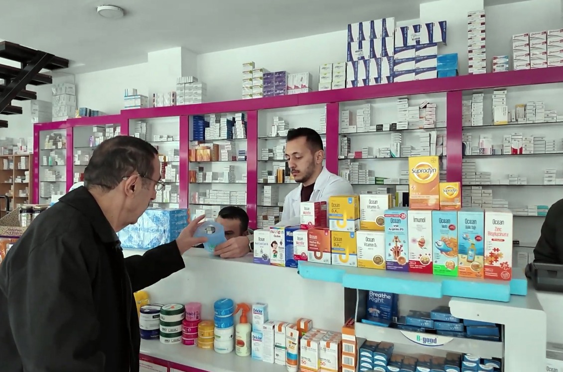 Teoriden Pratiğe Eğitim: TOGÜ’lü Öğrenciler Eczanelerde Deneyim Kazanıyor