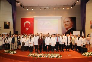 Geleceğin Hekimleri Beyaz Önlüklerini Giydi: TOGÜ Tıp Fakültesinden 14 Mart Tıp Bayramı ve Beyaz Önlük Giyme Töreni