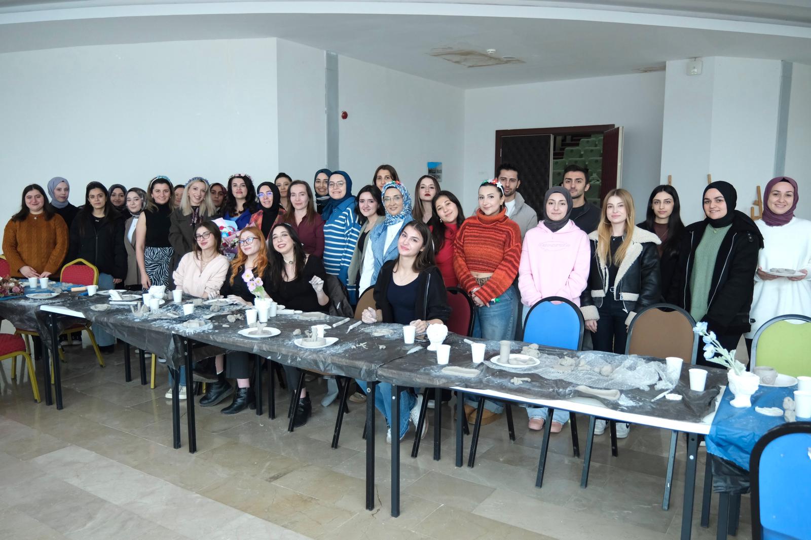 Üniversitemizden 8 Mart Dünya Kadınlar Günü Etkinliği