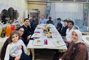 Rektörümüz Öğrencilerle İftar Sofrasında Buluştu