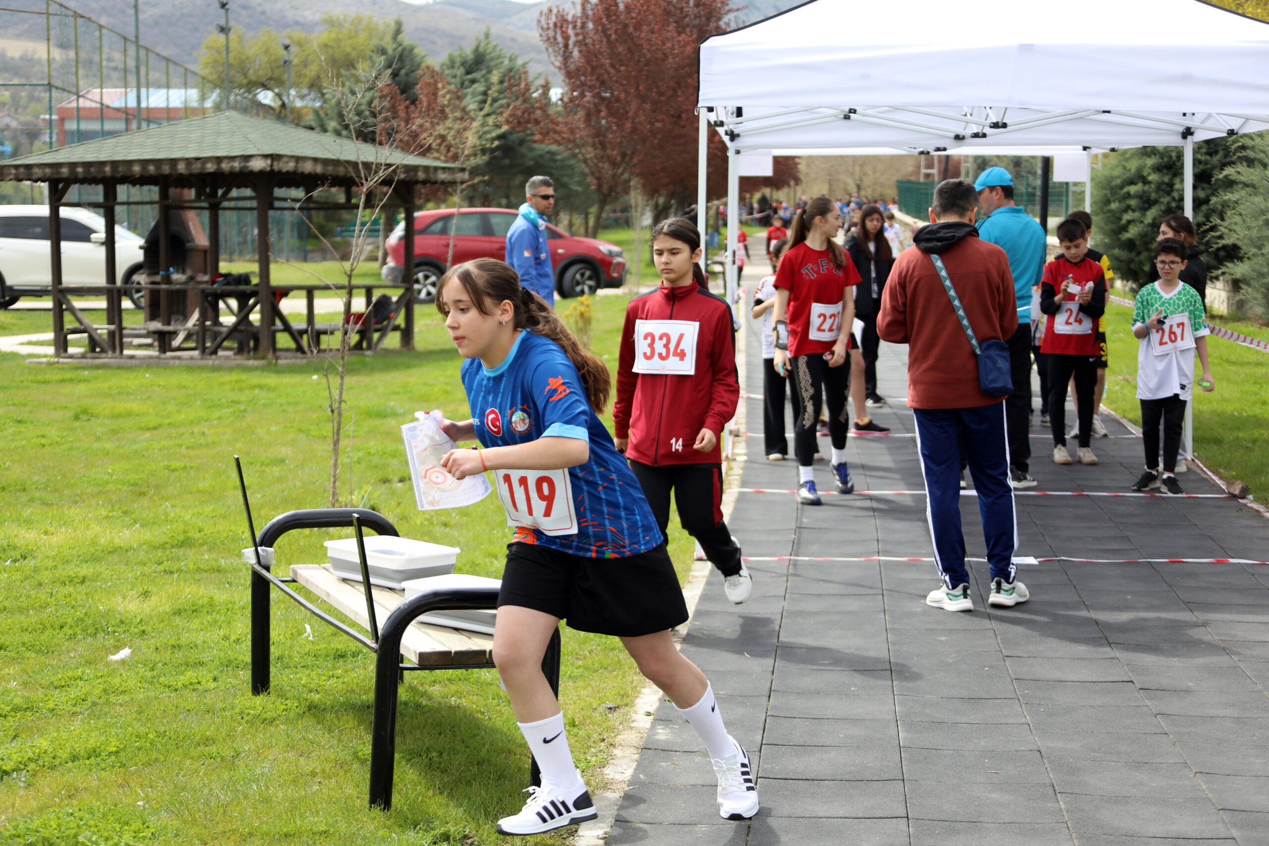 Üniversitemizde Oryantiring Heyecanı: 18 Şehirden 450 Sporcu Katıldı