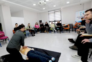 Üniversitemizde İlk Yardım Sertifika Eğitimleri Devam Ediyor