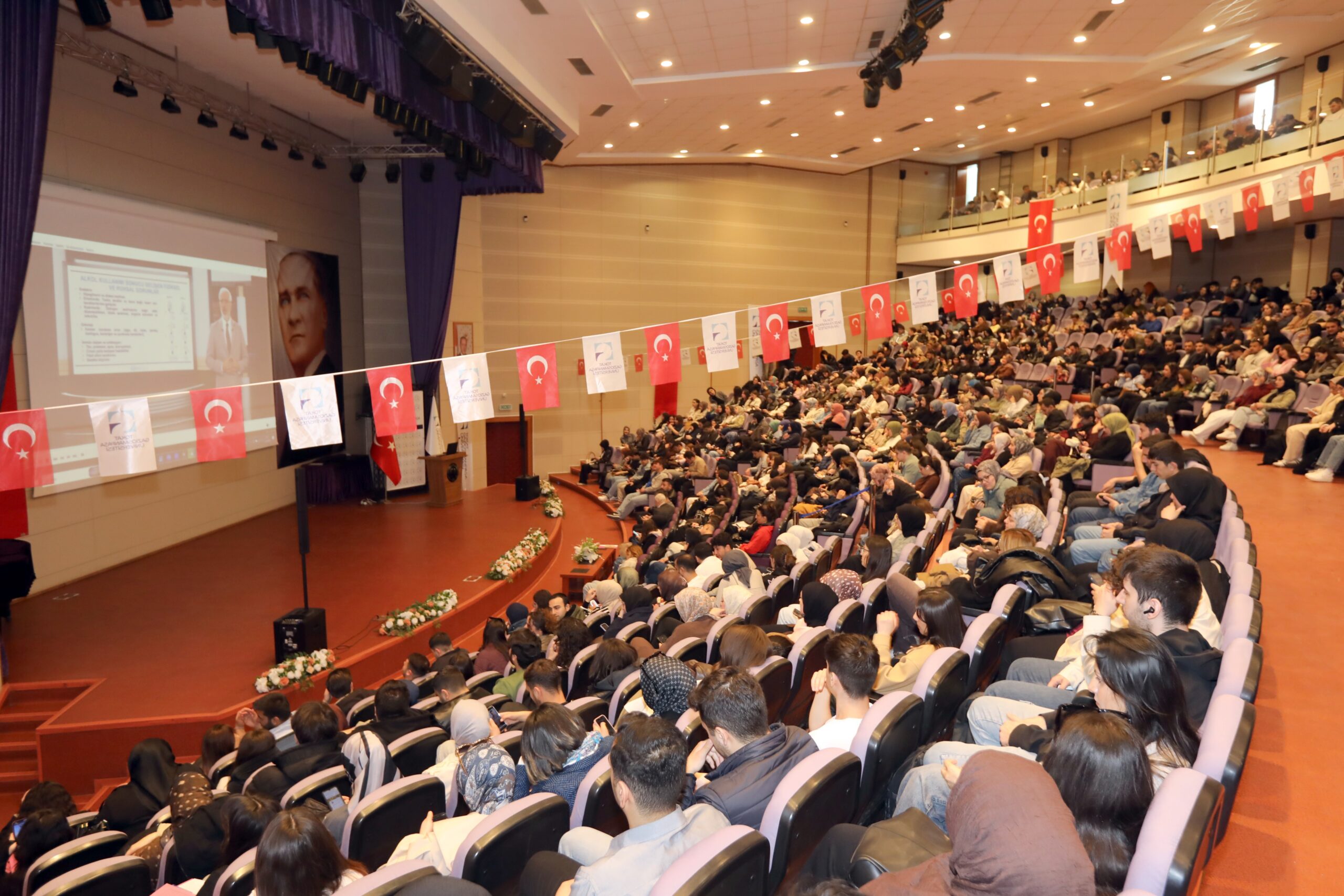 İŞKUR Gençlik Programı Kapsamında Bağımlılıkla Mücadele Eğitimi Başladı