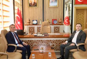 Rektörümüz Prof. Dr. Fatih Yılmaz’dan İl Genel Meclisi Başkanı Gürel’e Tebrik Ziyareti