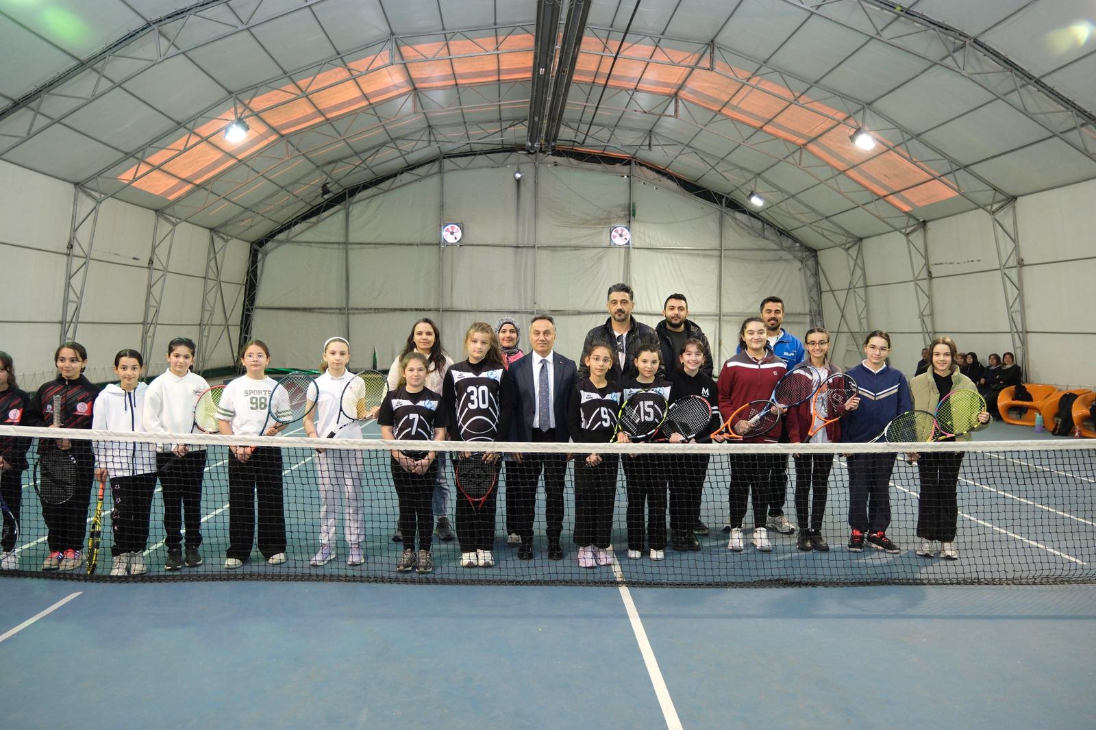 Akademik Gelişim Toplantıları Sürüyor: Fakültelerden Güçlü Geri Bildirim