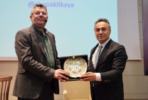 Gençliğe Umut Veren Söyleşi: Alişan Kapaklıkaya TOGÜ’de Öğrencilerle Buluştu