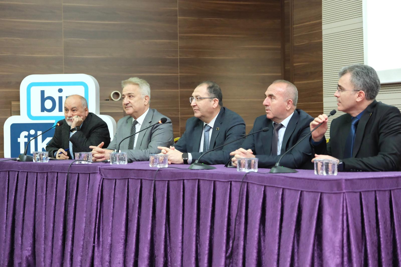 TOGÜ’de Kalite Vizyonu Güçleniyor: 2025 Yılı Yönetimi Gözden Geçirme Toplantısı Gerçekleştirildi