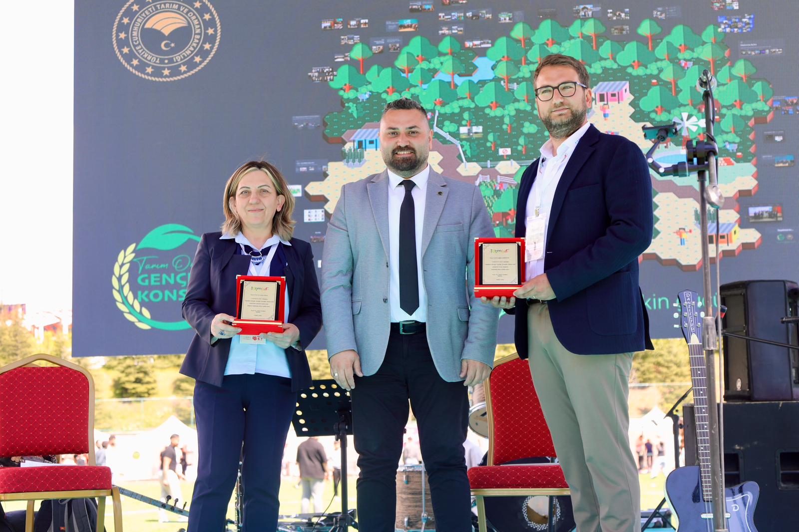 Gençlik ve Üretim Festivali Coşkuyla Tamamlandı: Tarım, Teknoloji ve Sanat Aynı Sahada Buluştu