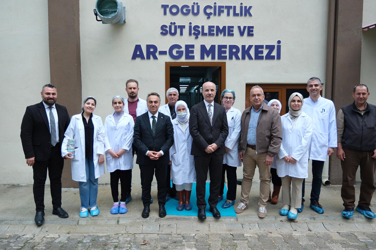 YÖK Başkanı Prof. Dr. Erol Özvar TOGÜ Çiftlik Süt İşleme ve Ar-Ge Merkezini Ziyaret Etti