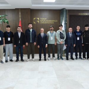 Balıkesir Anadolu İmam Hatip Lisesi Öğrencilerinden Rektörümüz Prof. Dr. Fatih Yılmaz’a Ziyaret