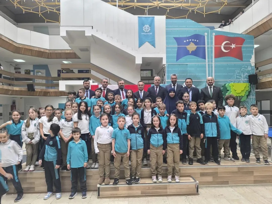 Anadolu Üniversiteler Birliği Kosova’da Öğrencilerle Buluştu