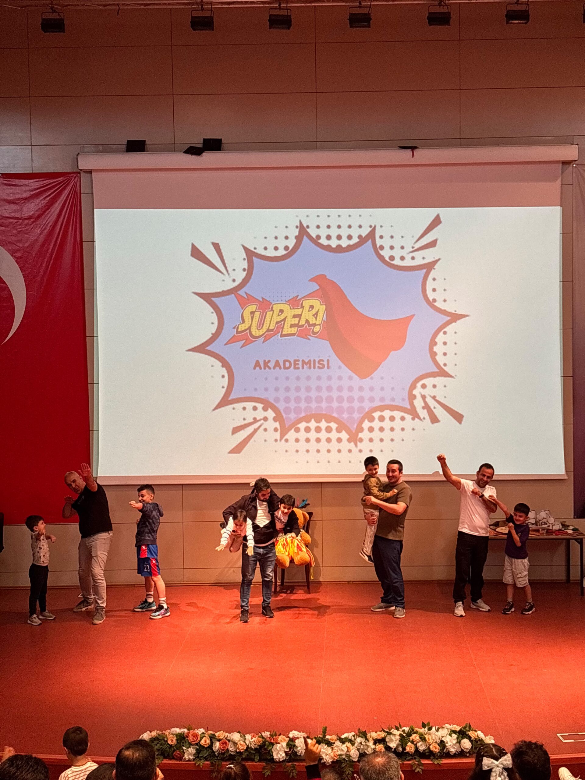 TOGÜ’de Babalar Günü Coşkusu: Babalar ve Çocukları Aynı Sahneyi Paylaştı