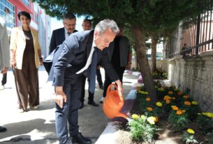 Üniversitemizden BİLSEM’e Estetik ve Yeşil Dokunuş: Rektörümüz Prof. Dr. Fatih Yılmaz BİLSEM’de Tamamlanan Peyzaj Çalışmalarını Yerinde İnceledi