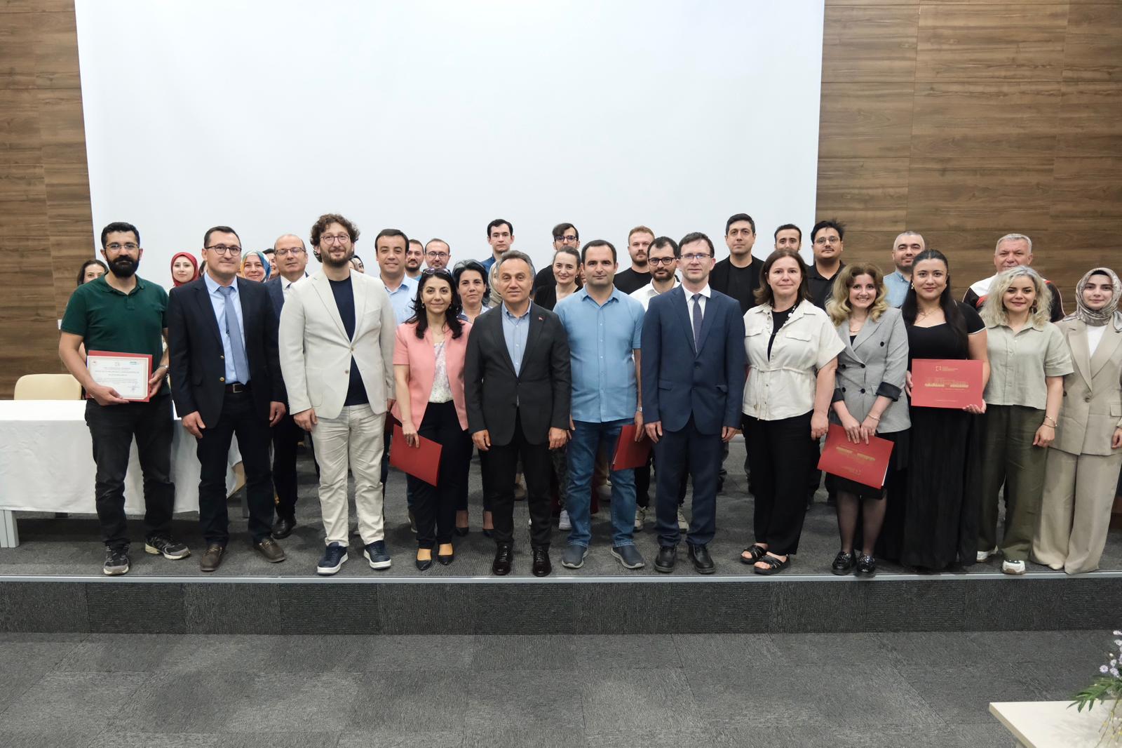 TOGÜ’de V. Deney Hayvanları Kullanım Sertifikası Programı Tamamlandı