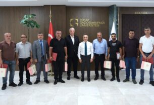 Rektörümüzden Üniversitemizin Çevre ve Kaynak Yönetimine Katkı Sunan Personele Teşekkür