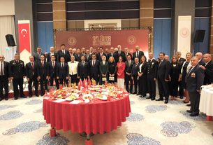 Rektörümüz Prof. Dr. Fatih Yılmaz 30 Ağustos Zafer Bayramı Coşkusuna Ortak Oldu