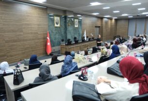 Kur’an Kursu Öğrencilerinden Rektörümüz Prof. Dr. Fatih Yılmaz’a Ziyaret