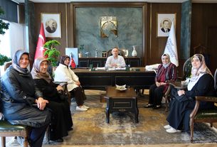 Kadın Platformu Dayanışma Derneğinden Rektörümüze Ziyaret
