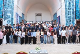 Yeni Tıp Öğrencileri Gökmedrese’nin Tarihî Kimliğiyle Buluştu: Tıbbın Tarihine İlk Yolculuk