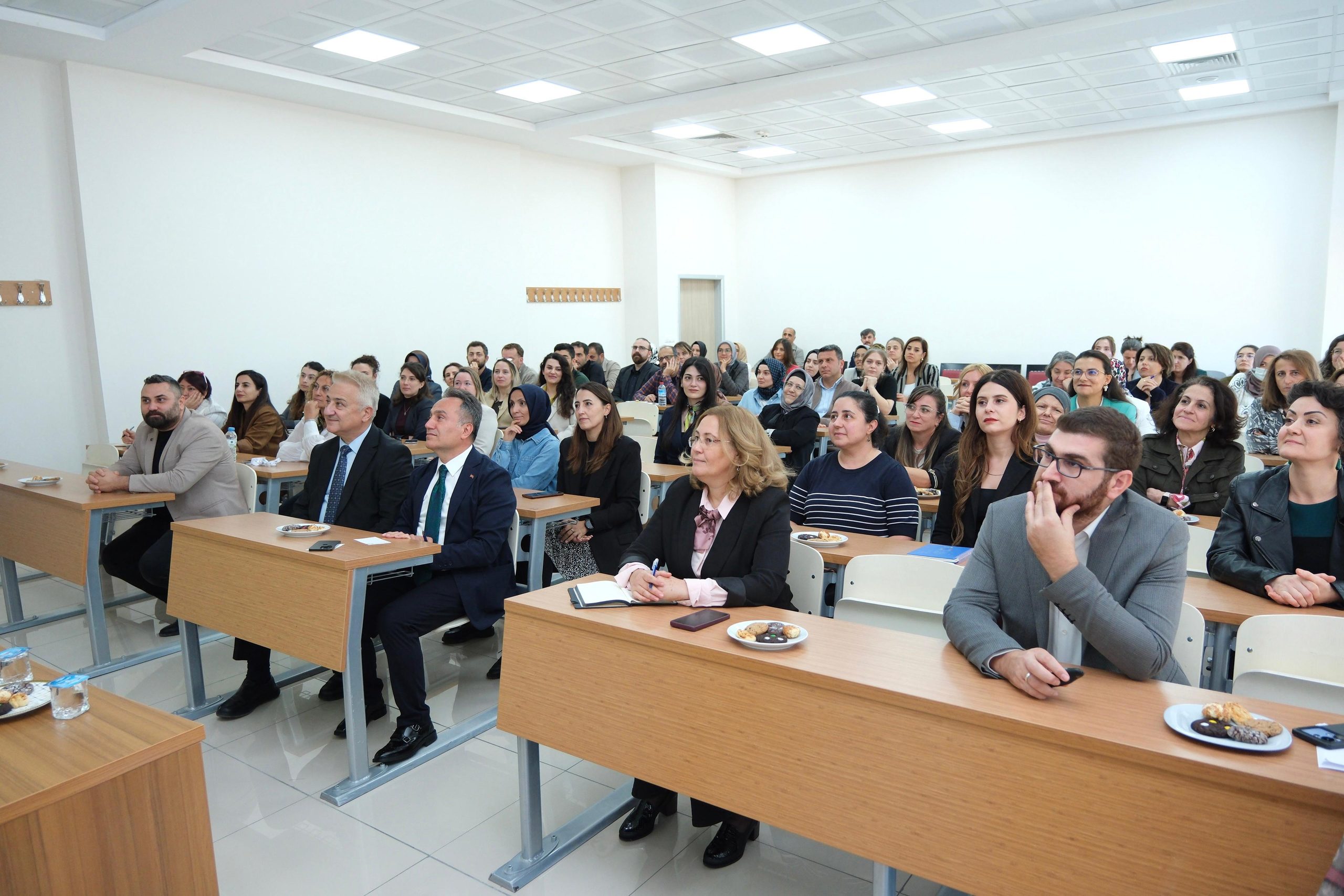 Sağlık Bilimleri Fakültesinde Akademik Kurul Toplantısı Gerçekleştirildi