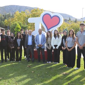 Tokat Yeşilırmak Ticaret Mesleki ve Teknik Anadolu Öğrencileri TOGÜ Kampüsünü Gezdi