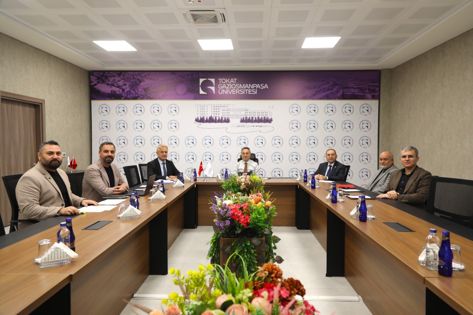 TOGÜ’de Haftalık Değerlendirme Toplantıları Devam Ediyor