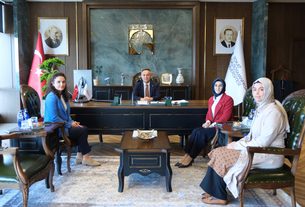 TOGÜ Kadın Ve Aile Çalışmaları Merkezinden Rektörümüz Prof. Dr. Fatih Yılmaz’a Ziyaret