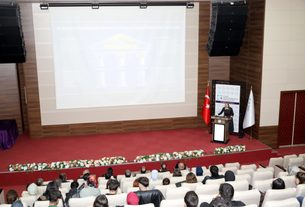 TOGÜ’de “Türk Devlet Geleneği ve Cumhuriyet: Tarihsel Süreklilik ve Dönüşüm” Konferansı Düzenlendi